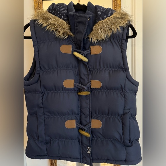 Navy Blue Puffer Vest with Faux Fur Trim - Picture 1 of 4
